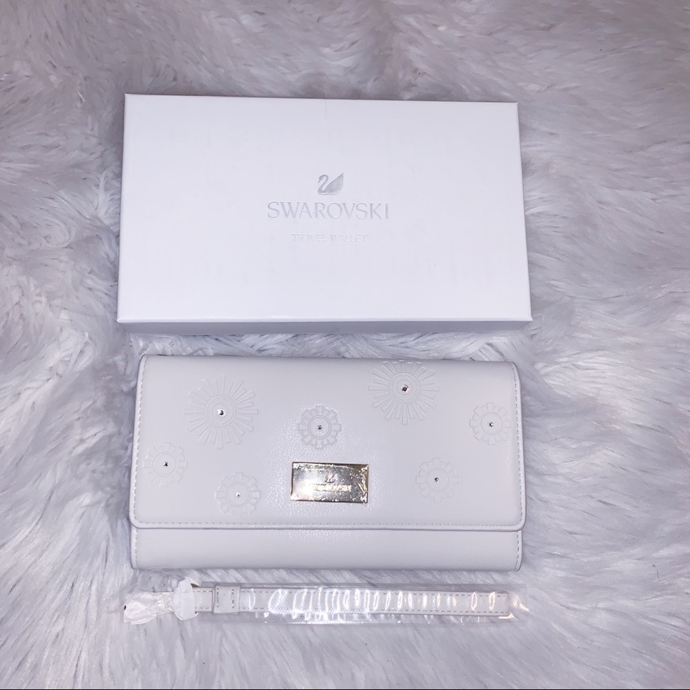 Swarvoski Exclusive Travel Wallet